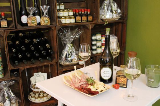 Antipasti-Teller und Frizzante im Civediamo © Civediamo Wine Trade